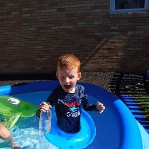 Meet your Posher, Helen